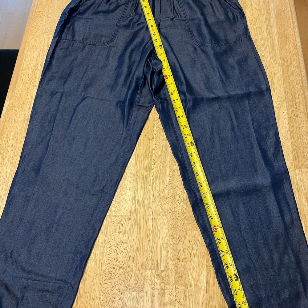 Women’s Navy Blue Pants